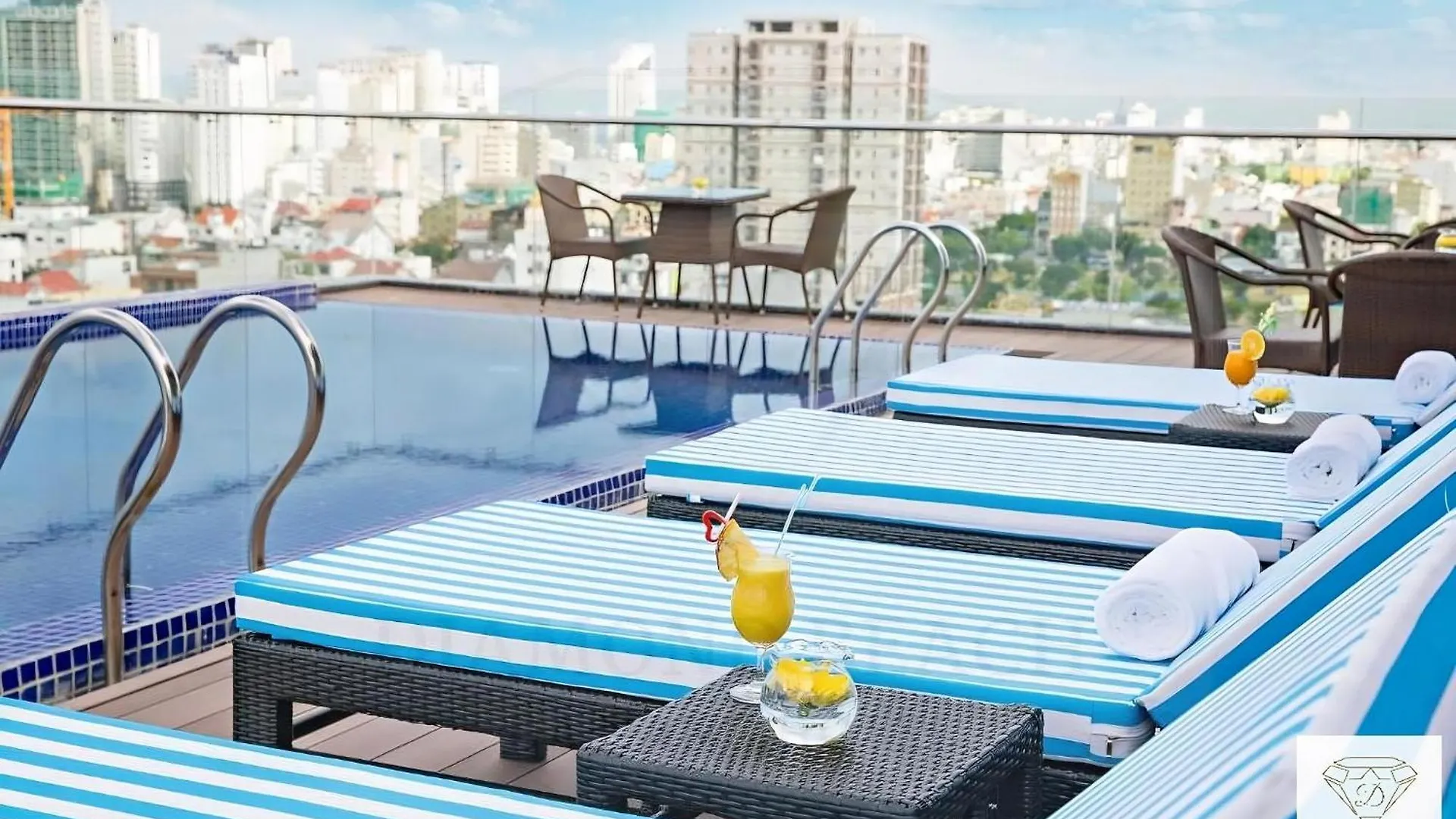 Diamond Hotel & Apartment Da Nang